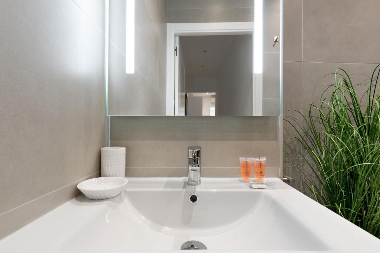 1 Bedroom 1 Bathroom- Lavapies- Minty Stay- Ave Maria مدريد المظهر الخارجي الصورة
